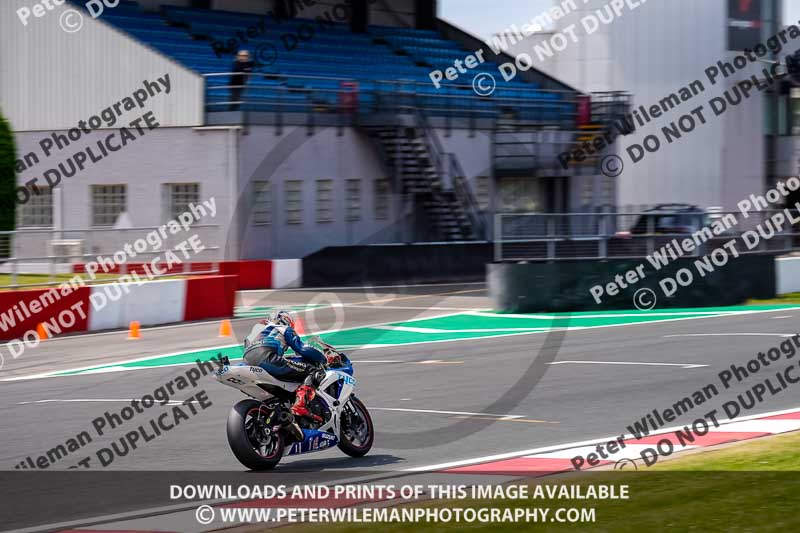 donington no limits trackday;donington park photographs;donington trackday photographs;no limits trackdays;peter wileman photography;trackday digital images;trackday photos